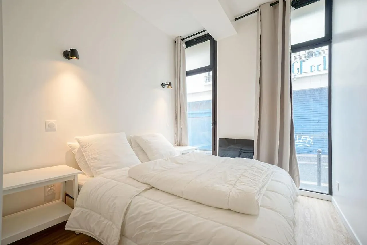 Apartment Spacious Appt Close To Place Monge Paris