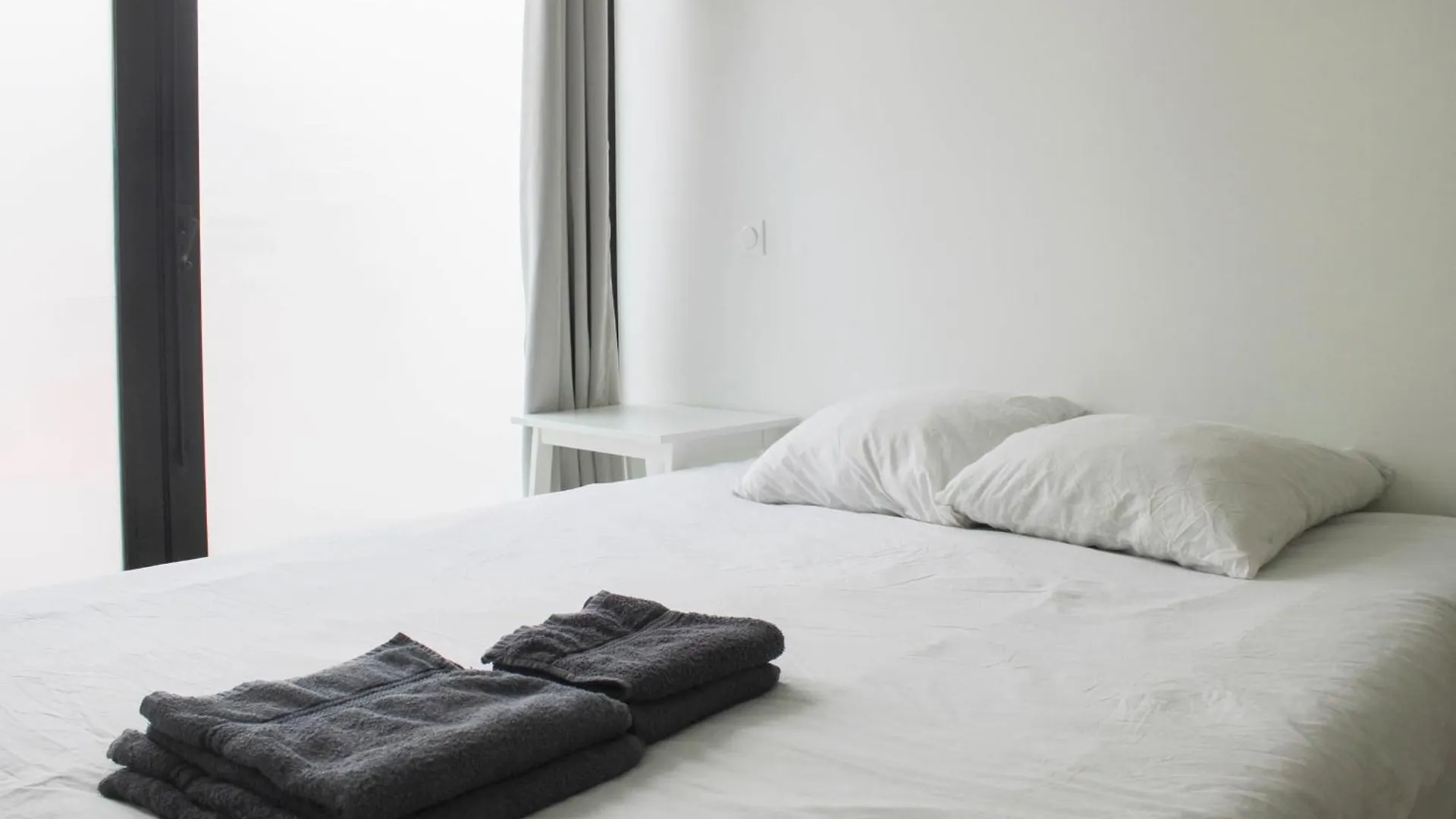Spacious Appt Close To Place Monge Paris France