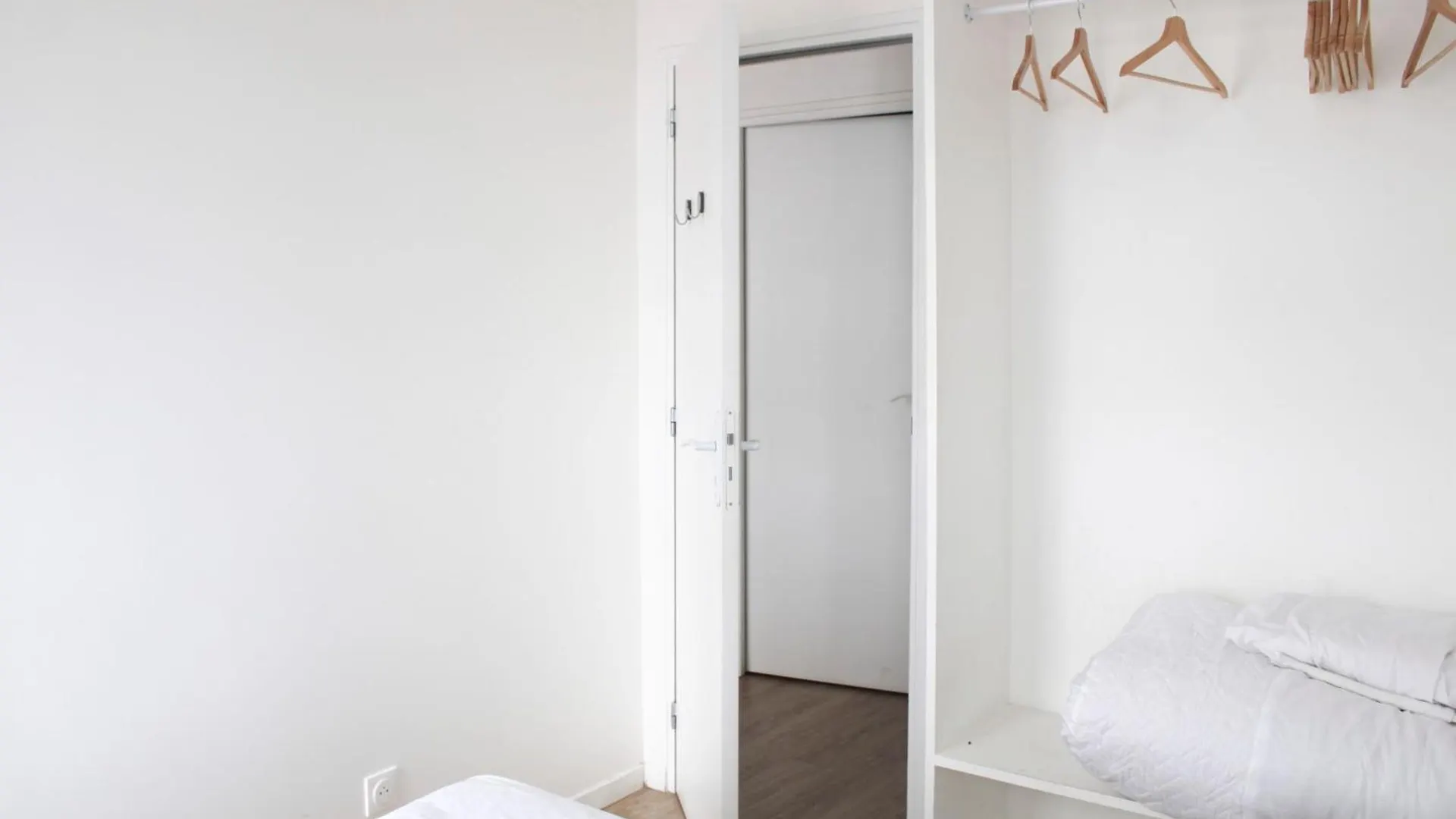 Spacious Appt Close To Place Monge Paris 0*,  France