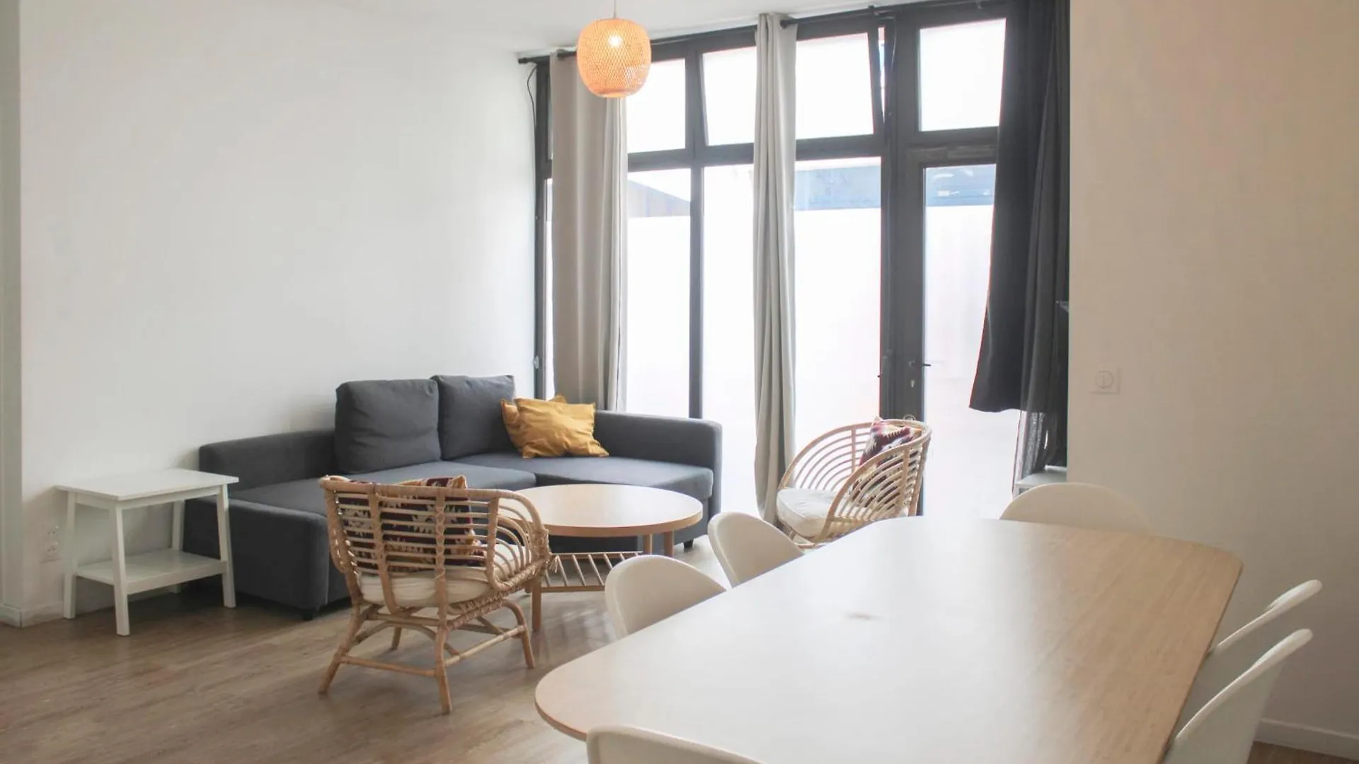 Spacious Appt Close To Place Monge Paris